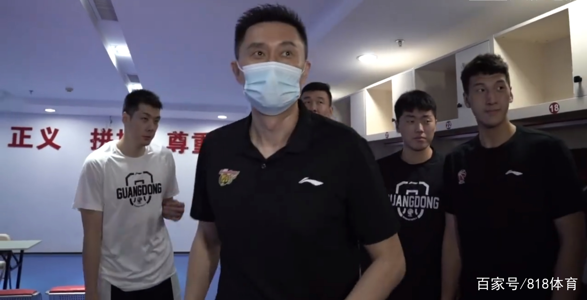 国际比赛日体能课后;尼斯更衣室发声备战CBA常规赛;赛场秩序良好;赛程密集仍需轮换(篮球比赛前的凌晨需要训练) 国际比赛日体能课后;尼斯更衣室发声备战CBA常规赛;赛场秩序良好;赛程密集仍需轮换(篮球比赛前的凌晨需要训练)