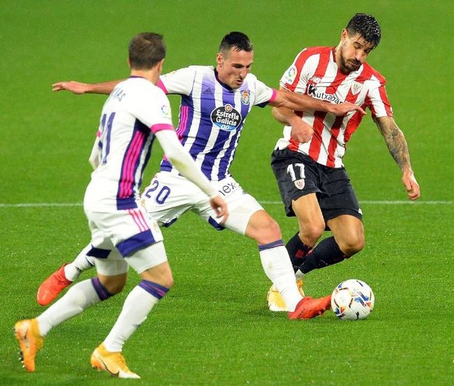 包含NBA总决赛赛程吃紧；皇家社会国际比赛日伤情更新；管理层满意；团队化学反应显著的词条