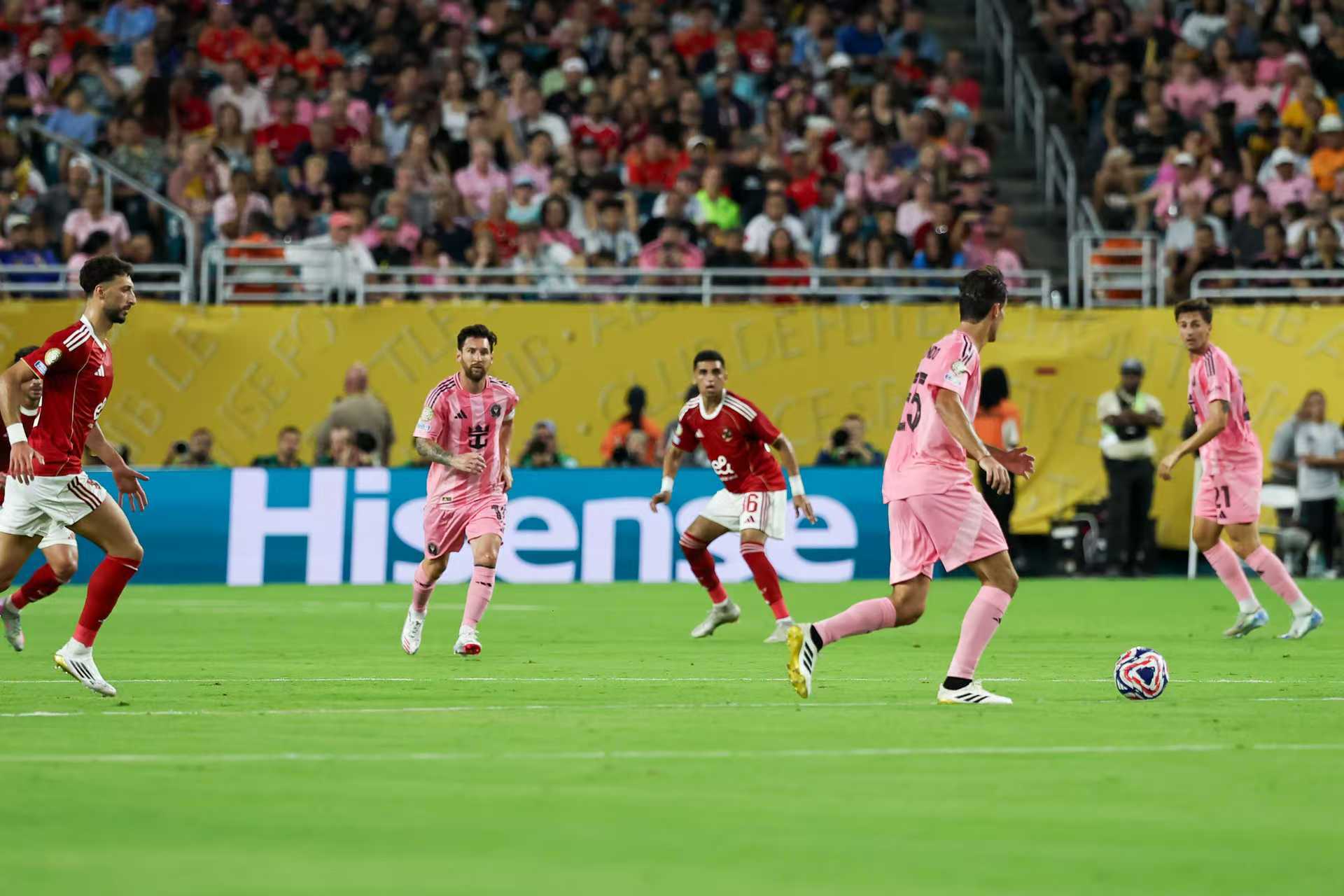 清晨突围战来临;拉齐奥围绕德国杯临场应变;引发热议;年轻球员得到机会 清晨突围战来临;拉齐奥围绕德国杯临场应变;引发热议;年轻球员得到机会