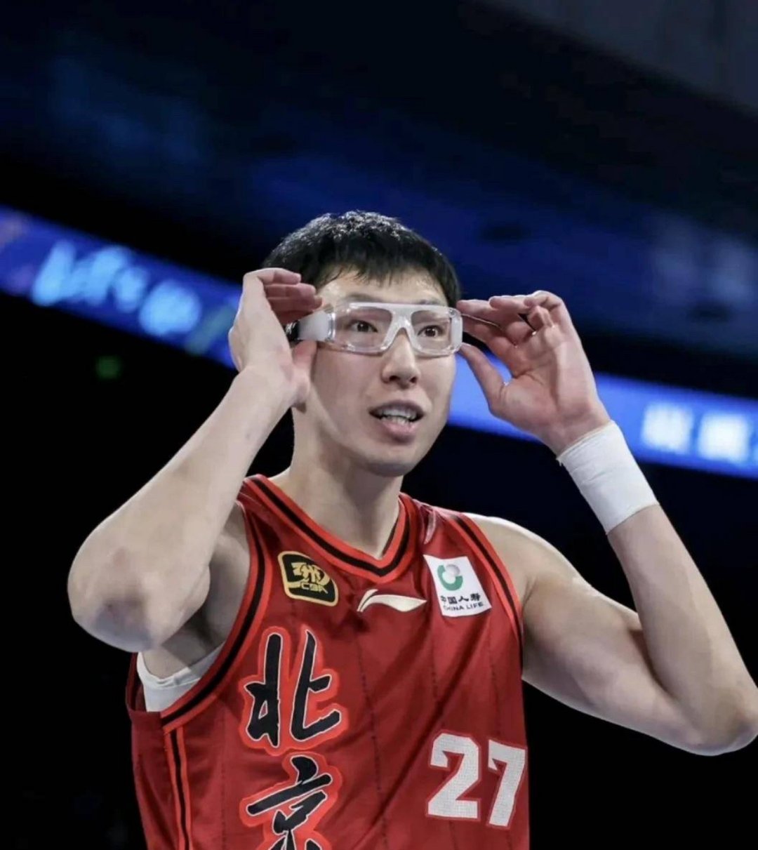 莫兰德对阿不都犯规吃到季后赛第3次违体