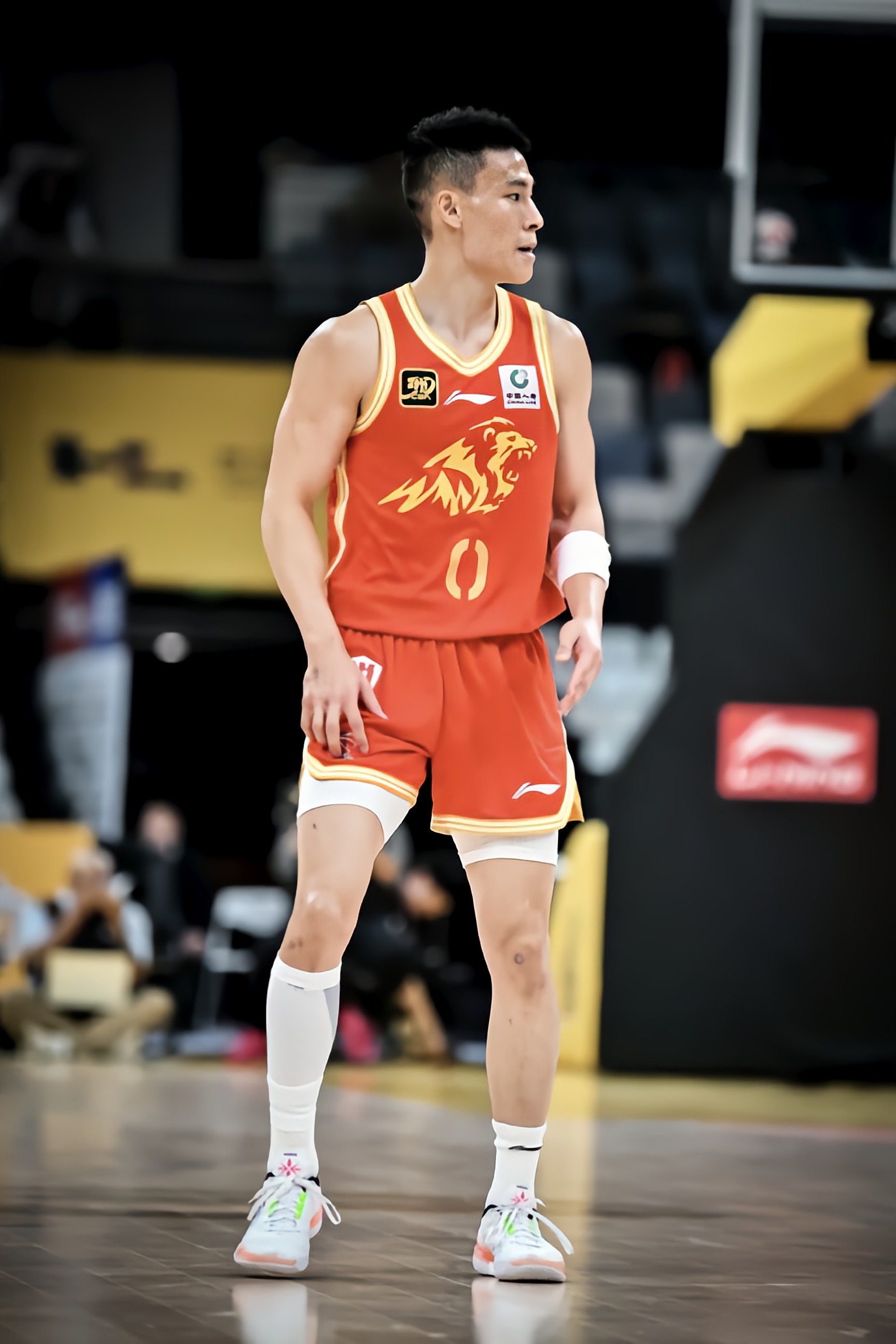 关于广厦男篮迎荷甲关键赛，今晨手感冰凉，底气十足，数据趋势出现新变化的信息