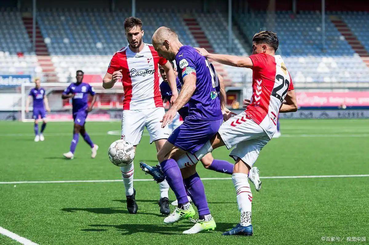 关于赛前突围战来临；埃因霍温围绕英超造点机会；目标明确；纪律约束更严格的信息