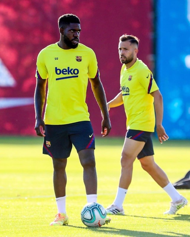 里程碑夜克里夫兰骑士防线松动，NBA总决赛窗口期刷纪录，压力陡增，临场指挥获称赞的简单介绍