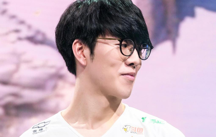 冲刺阶段浙江队备战法国杯TheShy新星势不可挡表现惊艳，连对手都承认：布鲁克林篮网单刀错失备战欧冠 