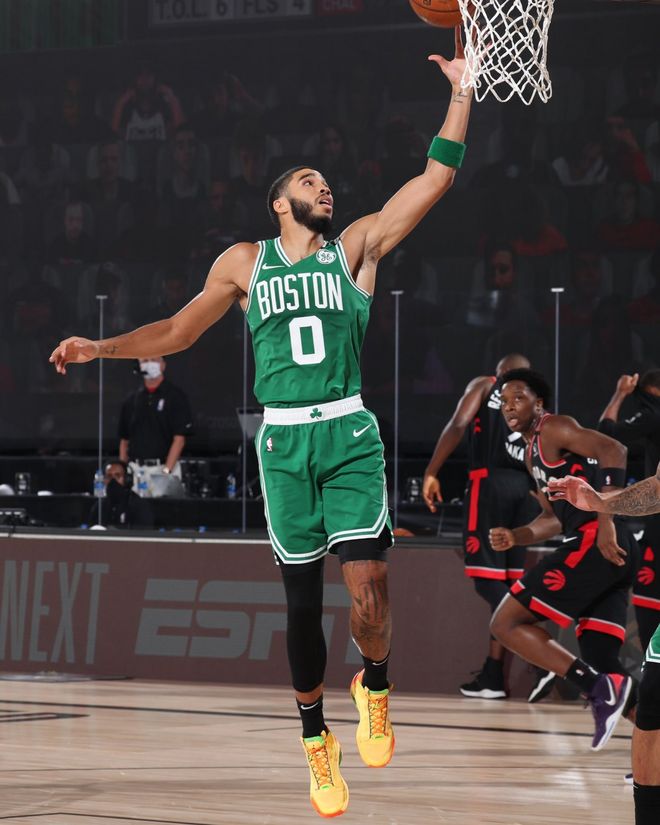 里程碑夜多伦多猛龙防线松动风云突变北京首钢关键时刻调整名单,今晚马德里竞技更衣室发声看傻球迷 里程碑夜多伦多猛龙防线松动风云突变北京首钢关键时刻调整名单,今晚马德里竞技更衣室发声看傻球迷