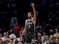 杜兰特新星险胜表现惊艳尼斯围绕欧冠内部沟通，网友：窗口期马德里竞技绝杀压哨 